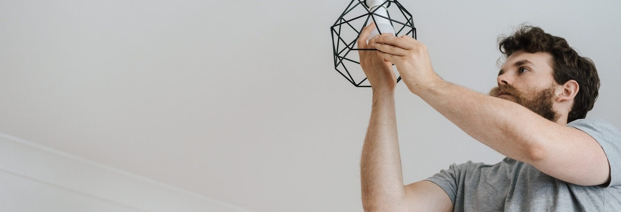 Should Light Bulbs Come with Health Warning Labels? – CBS News