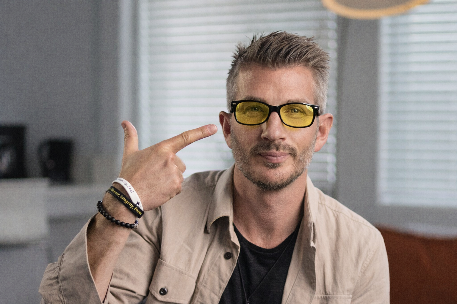 Tim Gray in Relax Swannies